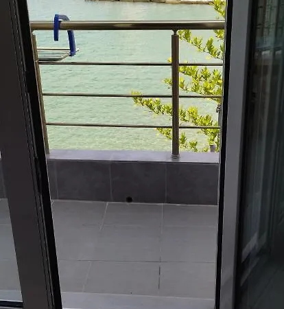 Ilio Socrates Apartamento