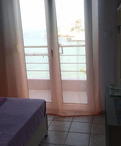 Ilio Socrates Apartment