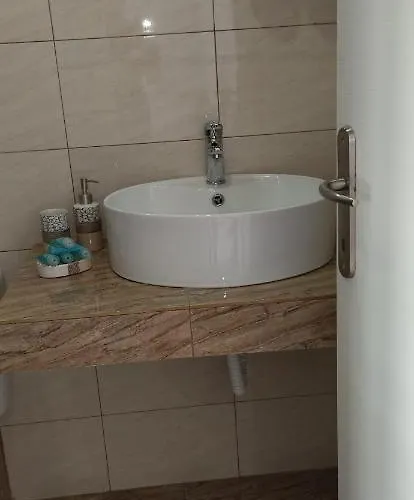 Ilio Socrates * Skala Marion